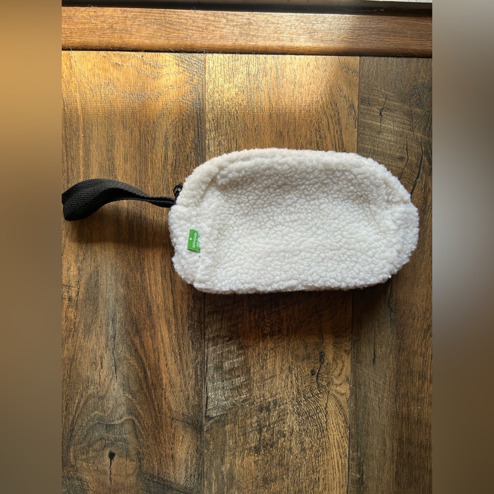 Kate Spade White Sherpa Wristlet